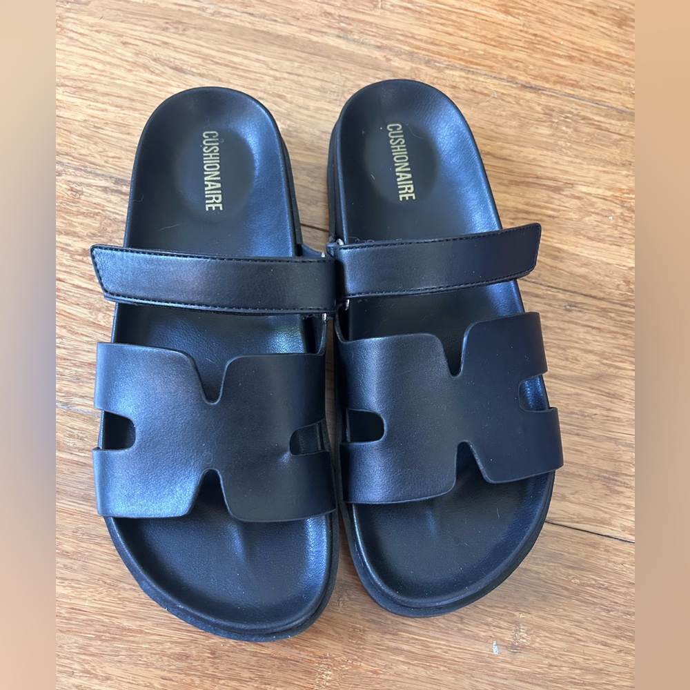 Cushionaire Sandals